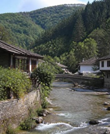 Underrated Slow-Travel Destinations in Eastern Europe for Culture, Nature and Local Food