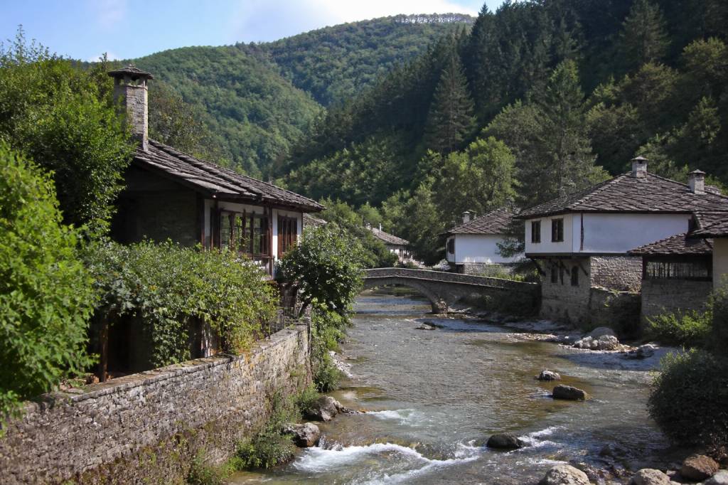 Underrated Slow-Travel Destinations in Eastern Europe for Culture, Nature and Local Food